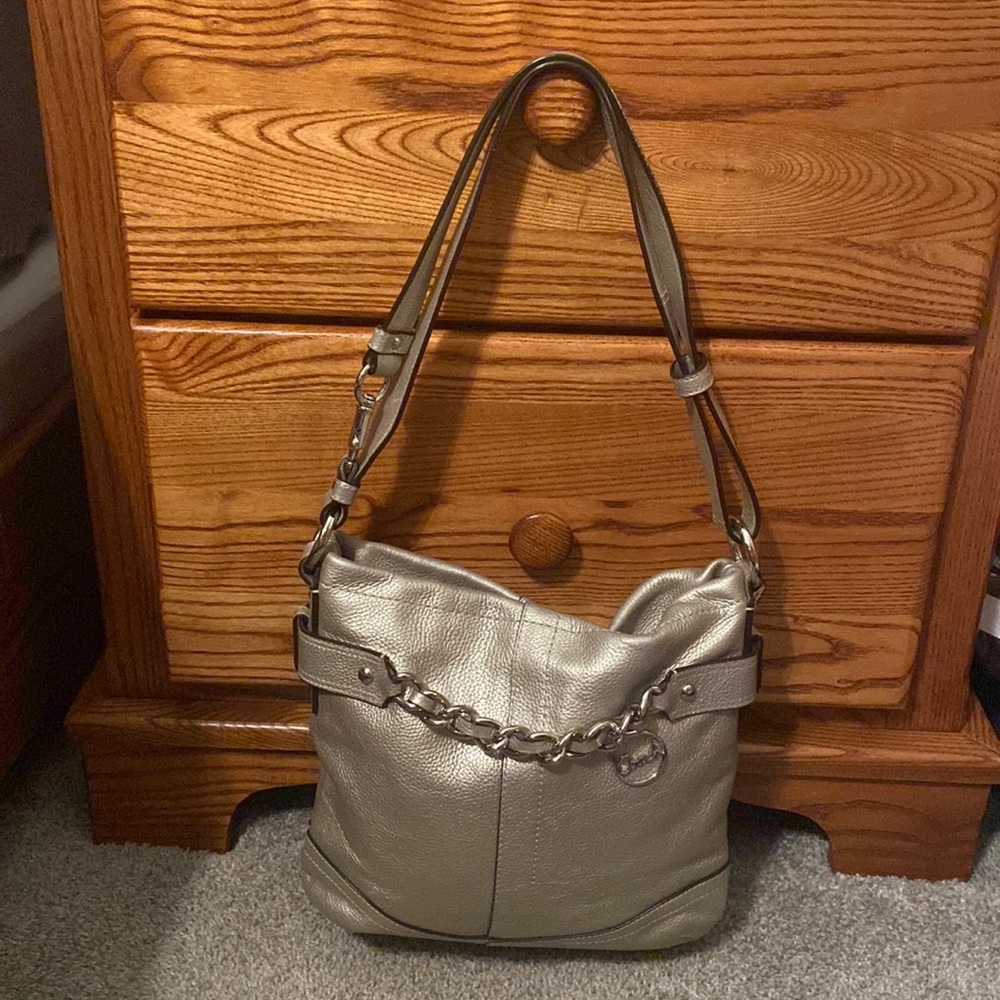 Coach 2-way pebble leather silver/pewter Bag